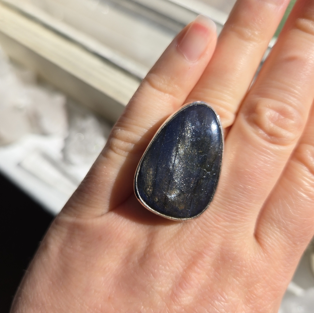 Blue Labradorite Ring - image 6